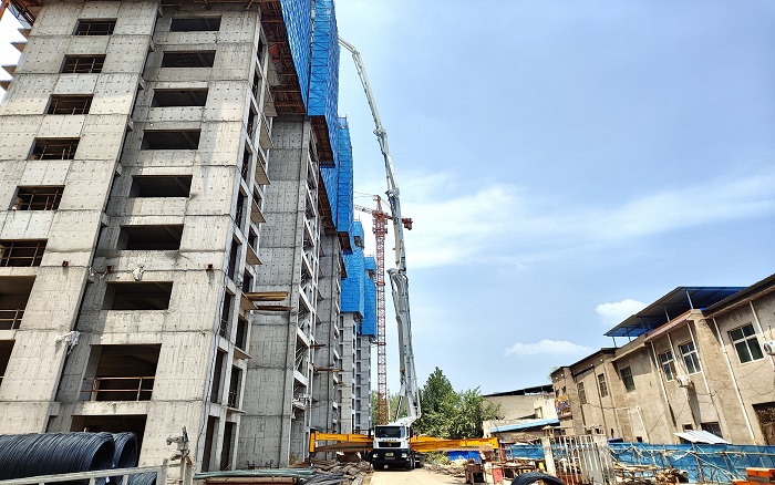 云顶集团72米泵车：助建超高层建筑