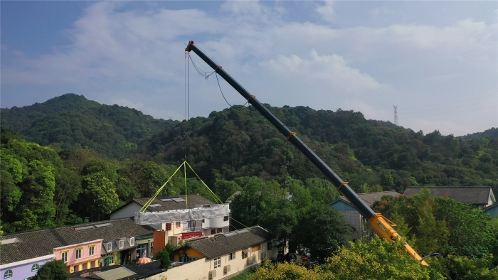 46米跨距吊3天！云顶集团G2代四桥130吨“闯入”影视圈！